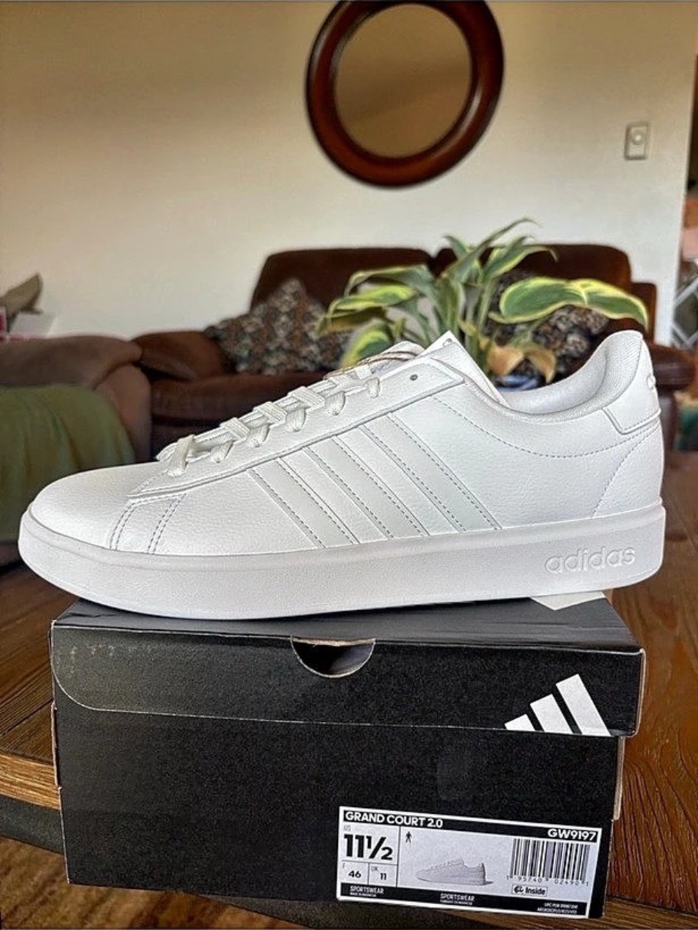 Mens adidas Grand Court 2.0 White Sneakers US 11.5
